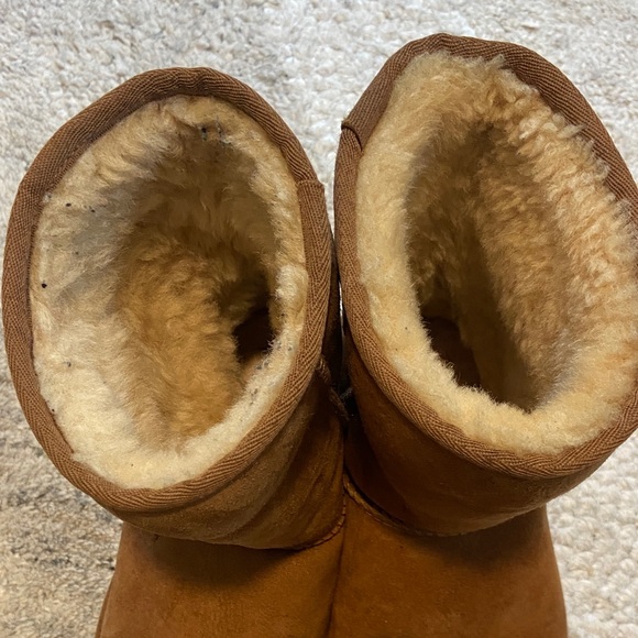 NOT FOR SALE Ugg Classic II Short Boot - Picture 8 of 13